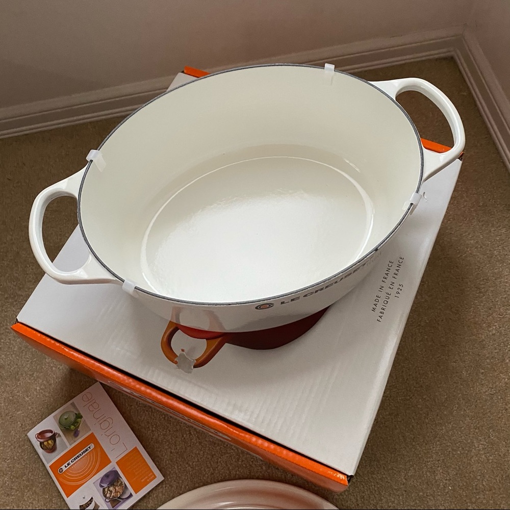 Le Creuset new 6.75q #31 white - Picture 6 of 11